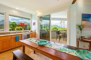 Hale Ohana Nui 5 Bedroom Home by RedAwning