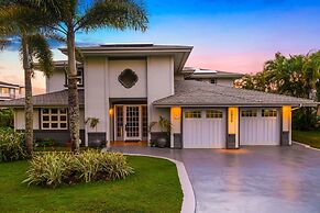 Hale Ohana Nui 5 Bedroom Home by RedAwning