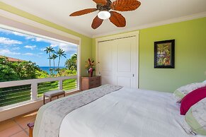 Hale Ohana Nui 5 Bedroom Home by RedAwning