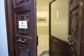 Le Angioine Rooms