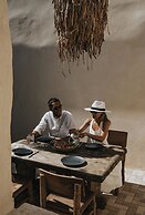 Manili Boutique Suites & Villas
