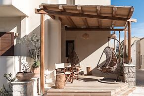 Manili Boutique Suites & Villas