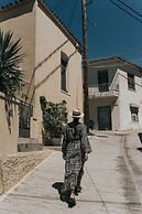 Manili Boutique Suites & Villas