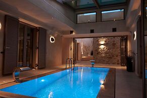 Manili Boutique Suites & Villas