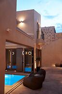 Manili Boutique Suites & Villas