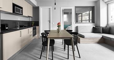 Big Apple, Nilie Hospitality MGMT