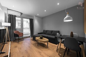 Big Apple, Nilie Hospitality MGMT