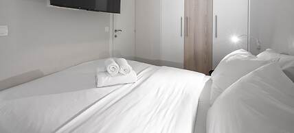 Big Apple, Nilie Hospitality MGMT