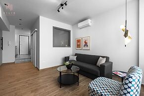 Big Apple, Nilie Hospitality MGMT