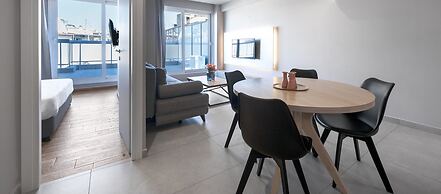 Big Apple, Nilie Hospitality MGMT