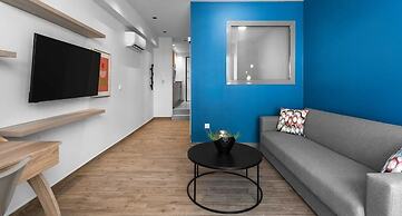 Big Apple, Nilie Hospitality MGMT