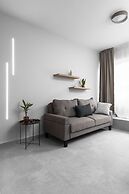 Big Apple, Nilie Hospitality MGMT