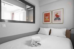 Big Apple, Nilie Hospitality MGMT