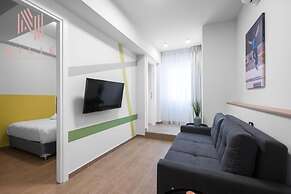 Big Apple, Nilie Hospitality MGMT