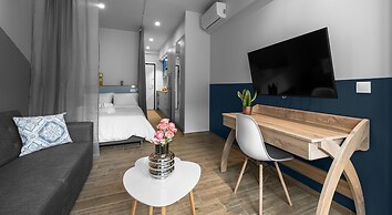 Big Apple, Nilie Hospitality MGMT