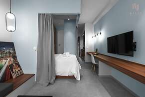 Big Apple, Nilie Hospitality MGMT