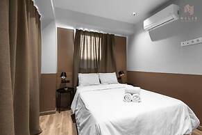 Big Apple, Nilie Hospitality MGMT