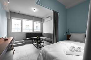 Big Apple, Nilie Hospitality MGMT