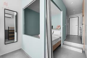 Big Apple, Nilie Hospitality MGMT