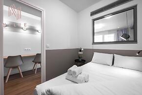 Big Apple, Nilie Hospitality MGMT