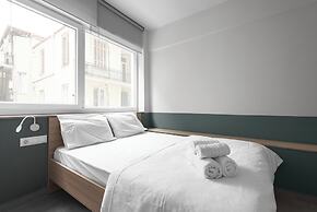 Big Apple, Nilie Hospitality MGMT