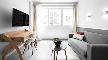 Big Apple, Nilie Hospitality MGMT