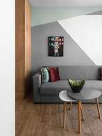 Big Apple, Nilie Hospitality MGMT