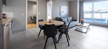 Big Apple, Nilie Hospitality MGMT