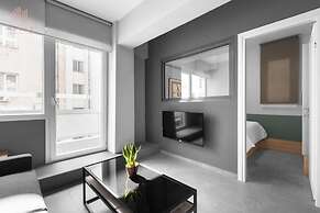 Big Apple, Nilie Hospitality MGMT