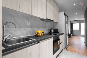 Big Apple, Nilie Hospitality MGMT