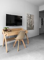 Big Apple, Nilie Hospitality MGMT