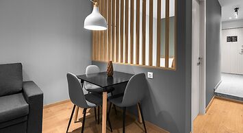 Big Apple, Nilie Hospitality MGMT