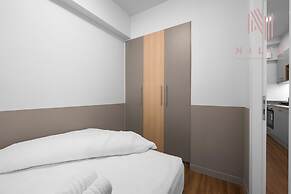 Big Apple, Nilie Hospitality MGMT