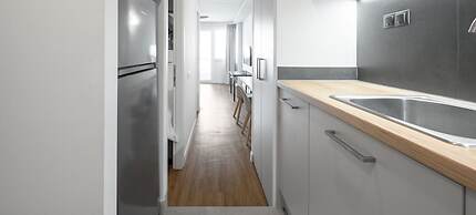 Big Apple, Nilie Hospitality MGMT