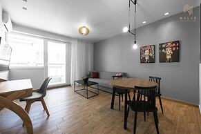 Big Apple, Nilie Hospitality MGMT