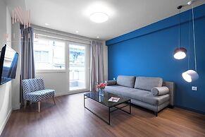 Big Apple, Nilie Hospitality MGMT