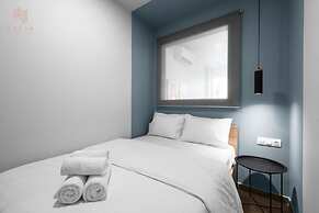 Big Apple, Nilie Hospitality MGMT