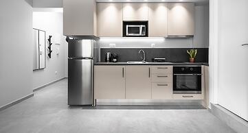 Big Apple, Nilie Hospitality MGMT