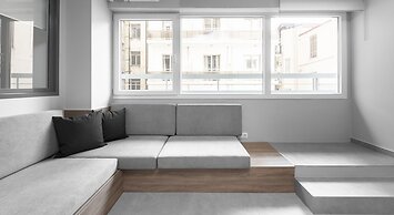 Big Apple, Nilie Hospitality MGMT