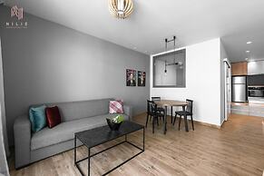 Big Apple, Nilie Hospitality MGMT