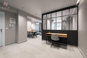 Big Apple, Nilie Hospitality MGMT