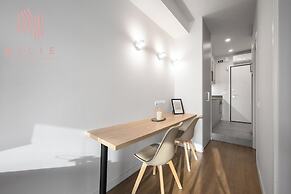 Big Apple, Nilie Hospitality MGMT