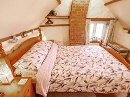 Old Blacksmiths Cottage