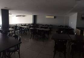 Happy Hotel Manaíra