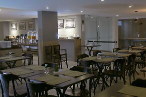 Happy Hotel Manaíra