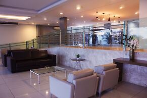 Happy Hotel Manaíra