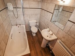 2 The Old Coach House