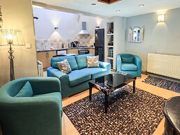 2 The Old Coach House