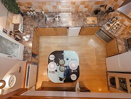 2 The Old Coach House