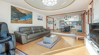 Jeju Brickninemansion